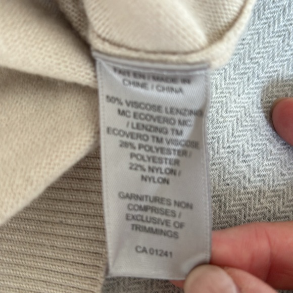 SIMONS boxy sleeveless sweater size S - Picture 3 of 8